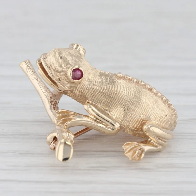 Antique Brooch-Ruby Eyed Frog Toad on Log Brooch 14k Yellow Gold Pin