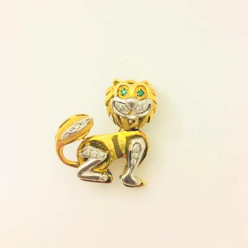 Brooch For Weddings And Parties-Yellow Gold Cat Brooch with Diamonds