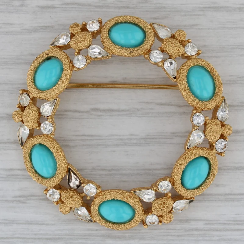 Brooch For Luxury Fashion-Vintage Trifari Glass Resin Statement Wreath Brooch Gold Toned Pin