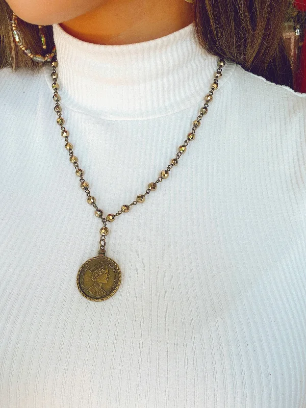 Custom Birthstone Pendant Necklace for Women-Gold Beaded Coin Necklace