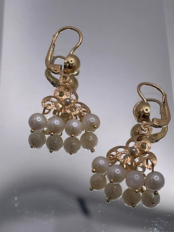 Elegant Cuff Earrings for Women-Ladies 18 Karat Yellow Gold Etruscan Chandelier Pearl Earrings