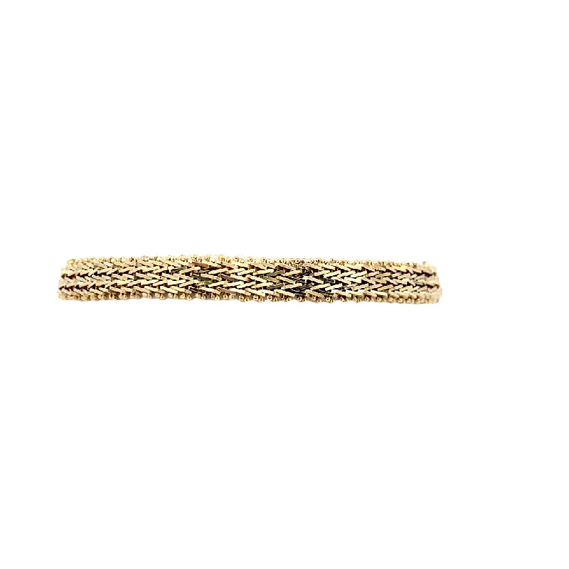 Elegant Gold Bracelet with Circle Charm-Estate Fancy Link Bracelet in Yellow Gold