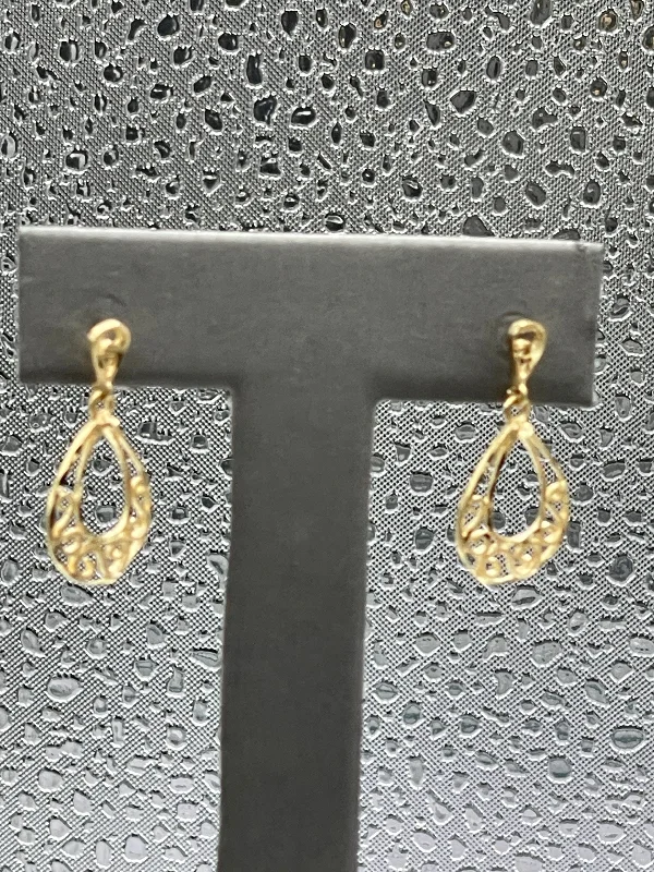 Dainty Stud Earrings-14 Karat Yellow Gold Teardrop Filigree Dangling Stud Earrings