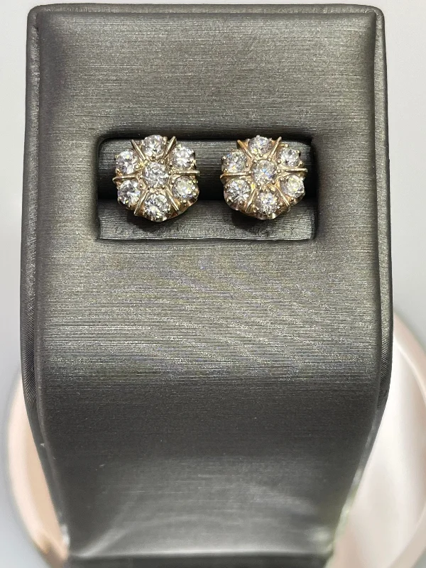 Unique Star Shaped Earrings-14 Karat Yellow Gold Cubic Zirconia Stud Earrings