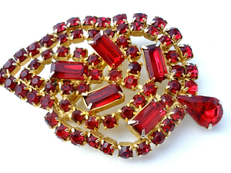 Brooch For Boho Style-Ruby Red Rhinestone Leaf Brooch Pin Vintage